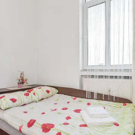 Historical Lion's Bridge 1-bedroom By Flat Mаnager Apartman *