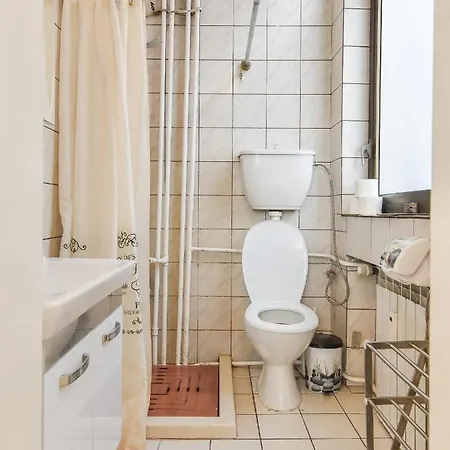 Historical Lion's Bridge 1-bedroom By Flat Mаnager Apartman *