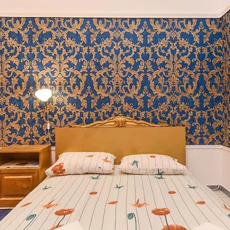 Historical Lion's Bridge 1-bedroom By Flat Mаnager *