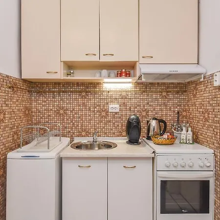 Historical Lion's Bridge 1-bedroom By Flat Mаnager Apartment *