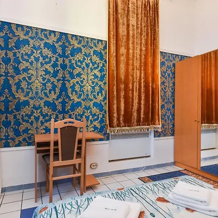 Historical Lion's Bridge 1-bedroom By Flat Mаnager * 索菲亞