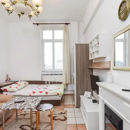 Historical Lion's Bridge 1-bedroom By Flat Mаnager * 索菲亞